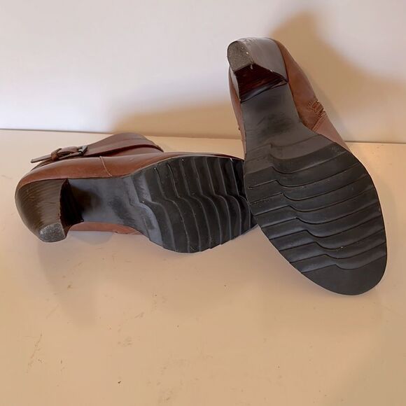 Coach Becky Whiskey Brown Leather Ankle Boots With Buckle Trim Size 6.5 - Picture 5 of 8